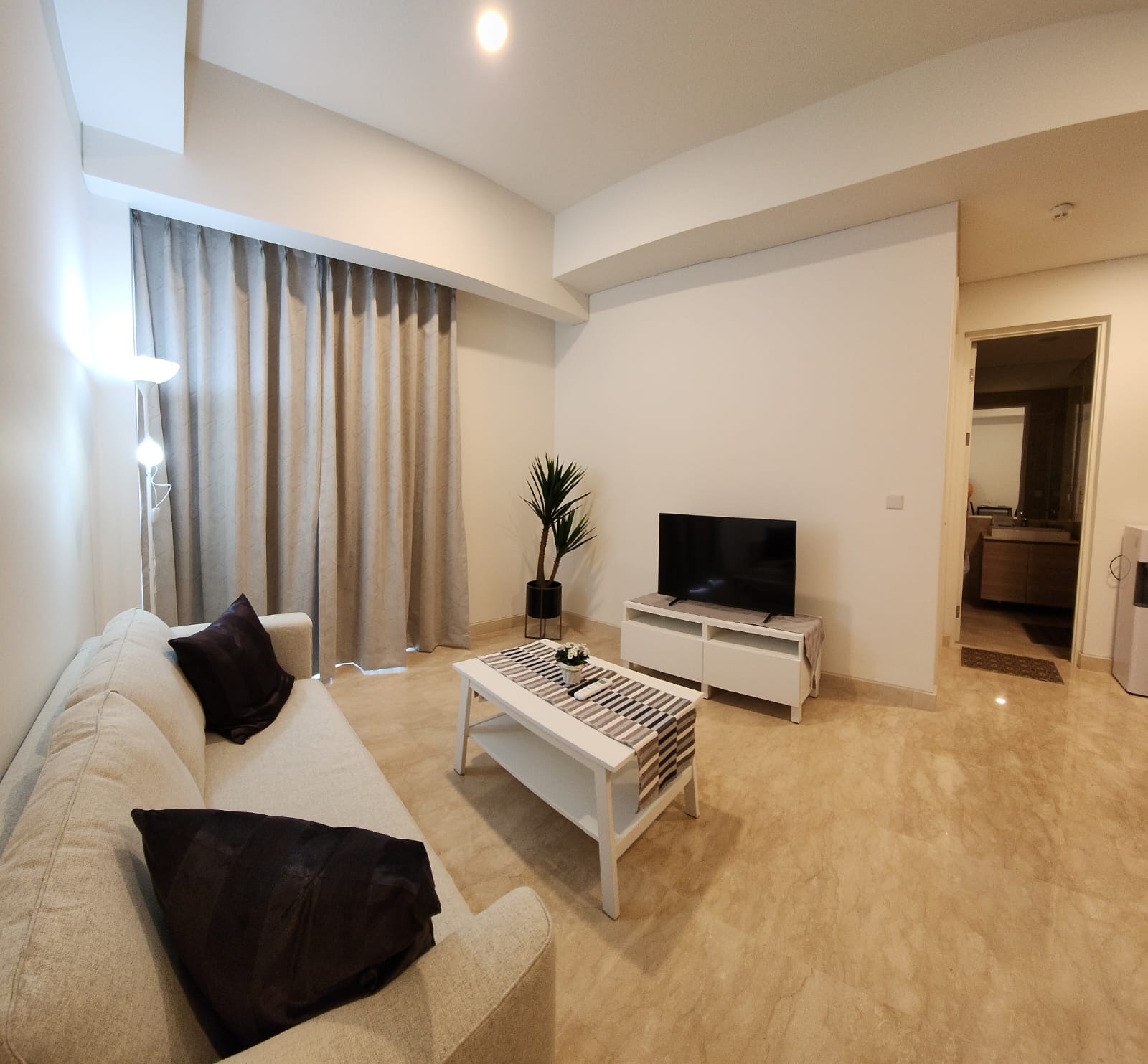 JUALl Apartemen 57 Promenade TOWER CITY Tipe 1 KT - 42 m2 - Furnished