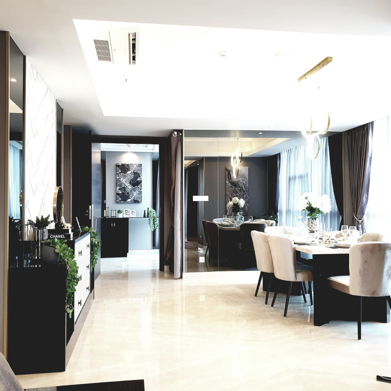 Jual Apartemen Casa Grande Residence TOWER CHIANTI - PHASE II Tipe 3 BR - Luas 145 m2 - Furnished