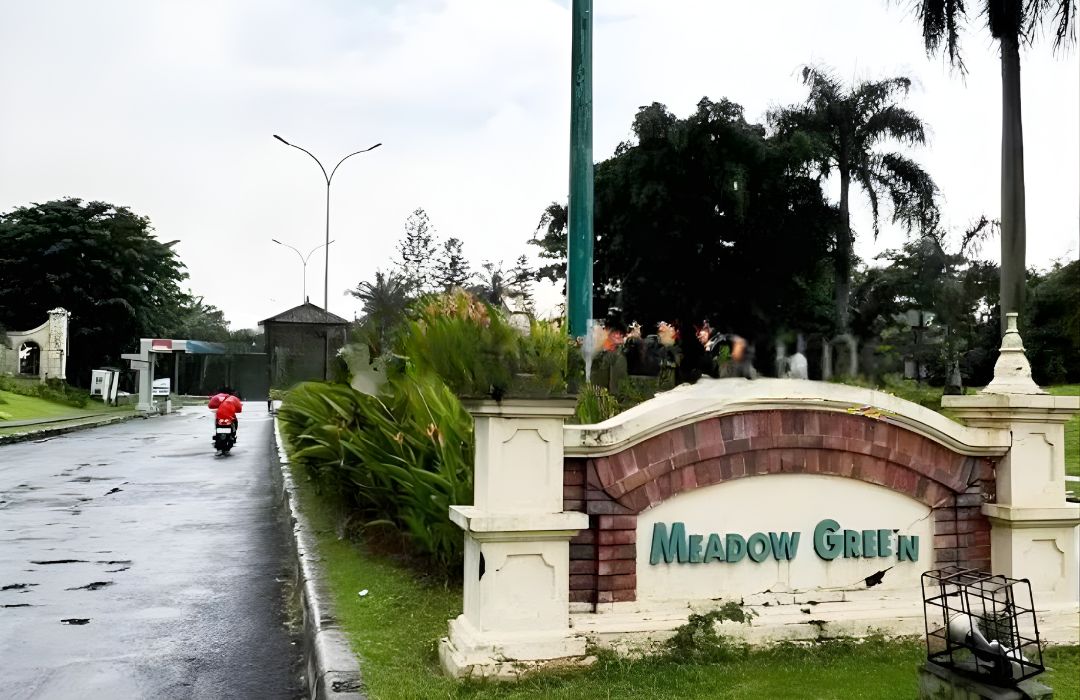 Dijual Cepat: Rumah Siap Huni di Meadow Green Lippo Cikarang