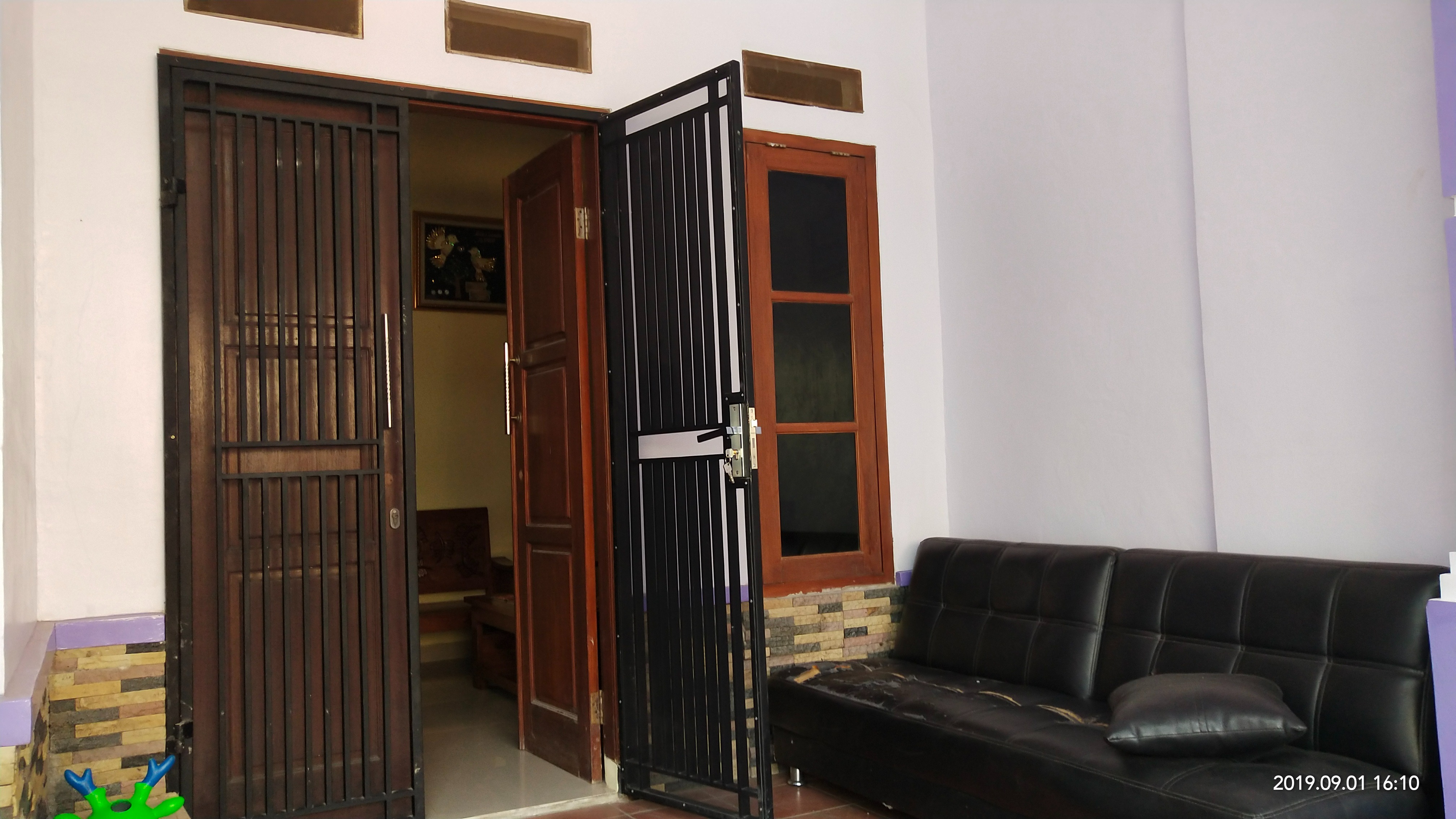 DISEWAKAN RUMAH + AC 2 UNIT, PERUM TAMAN KENARI CIBINONG JAGORAWI