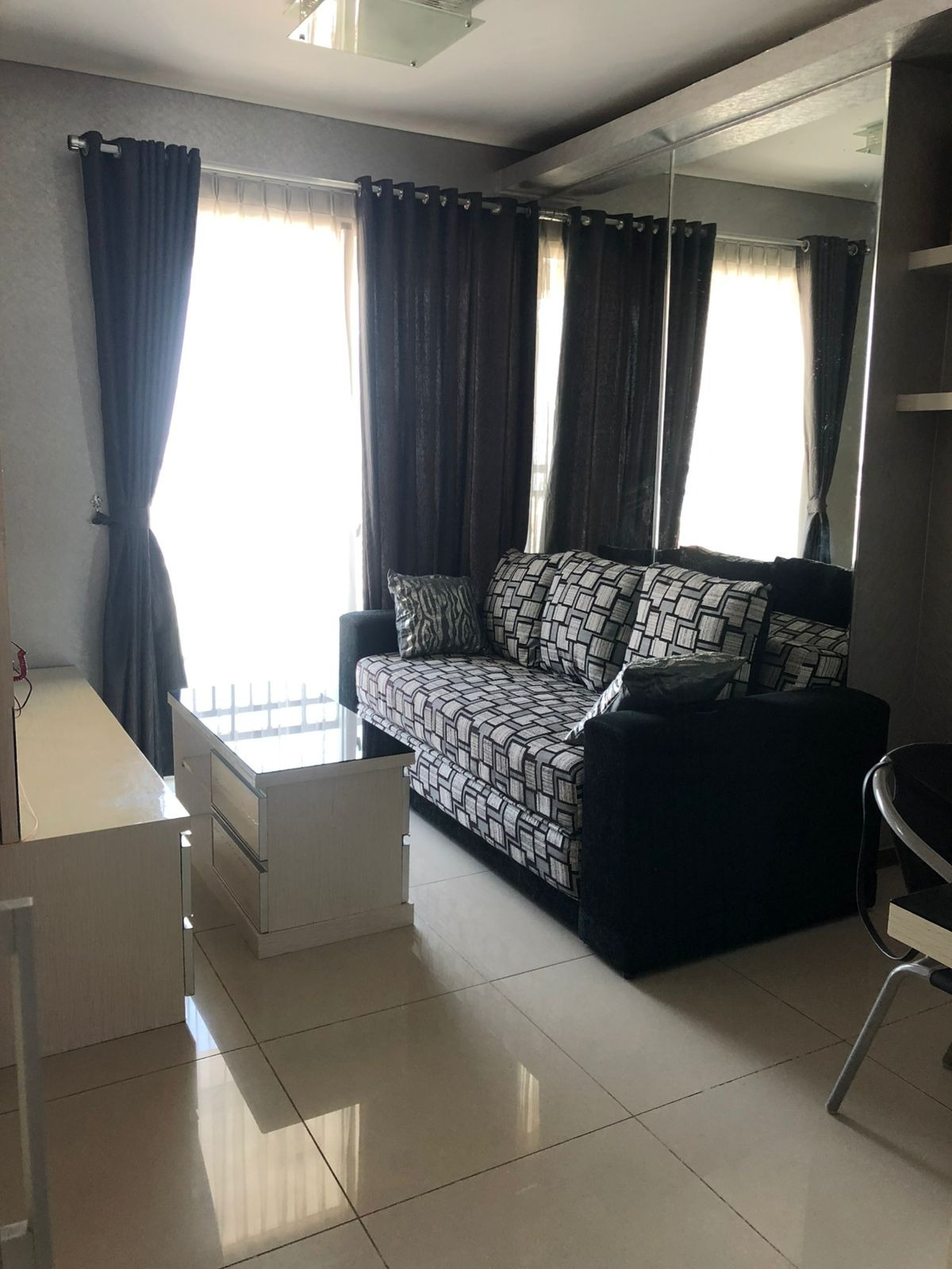 JUAL Apartemen Thamrin Executive Tipe 1 KT - 43 m2 - Furnished