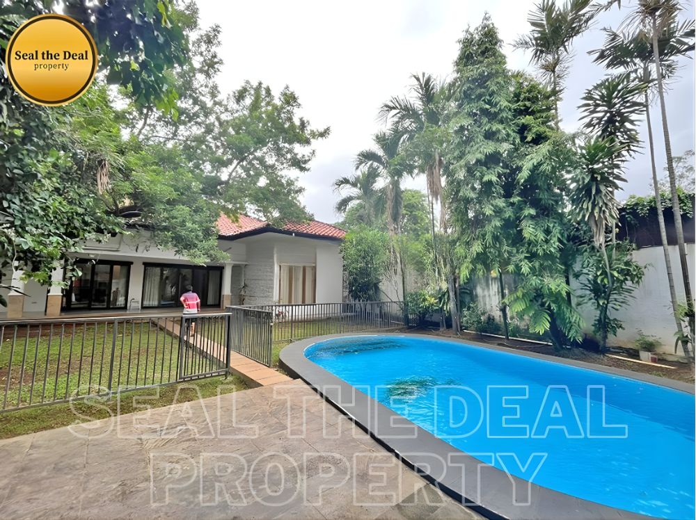 Disewakan Rumah Di Area Kemang/Pejaten/Ampera Jakarta Selatan STD560