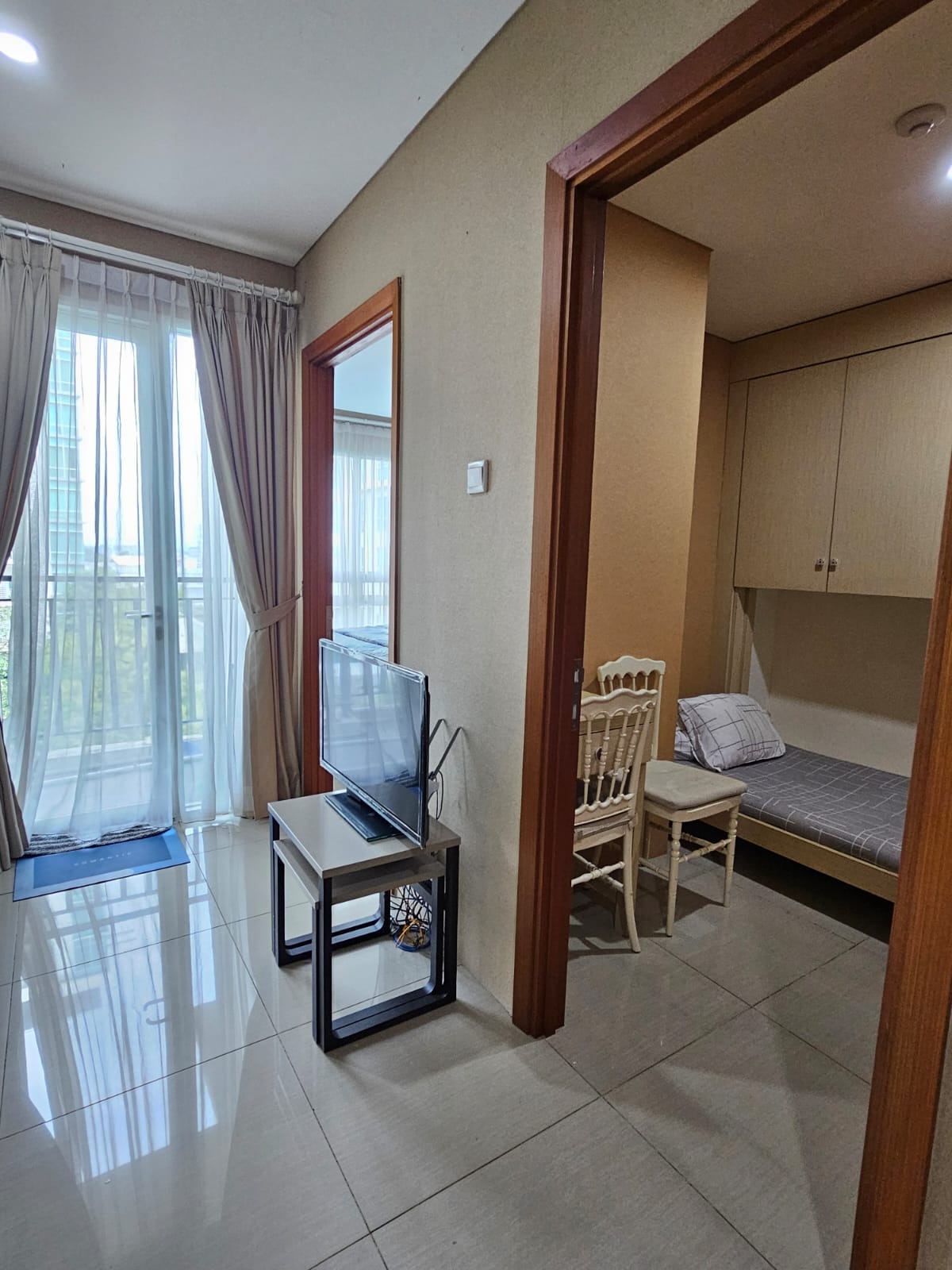 JUAL Apartemen Woodland Park Residence Area Kalibata Tower Trembesi Tipe 2 BR - Luas 40 m2 - Furnished