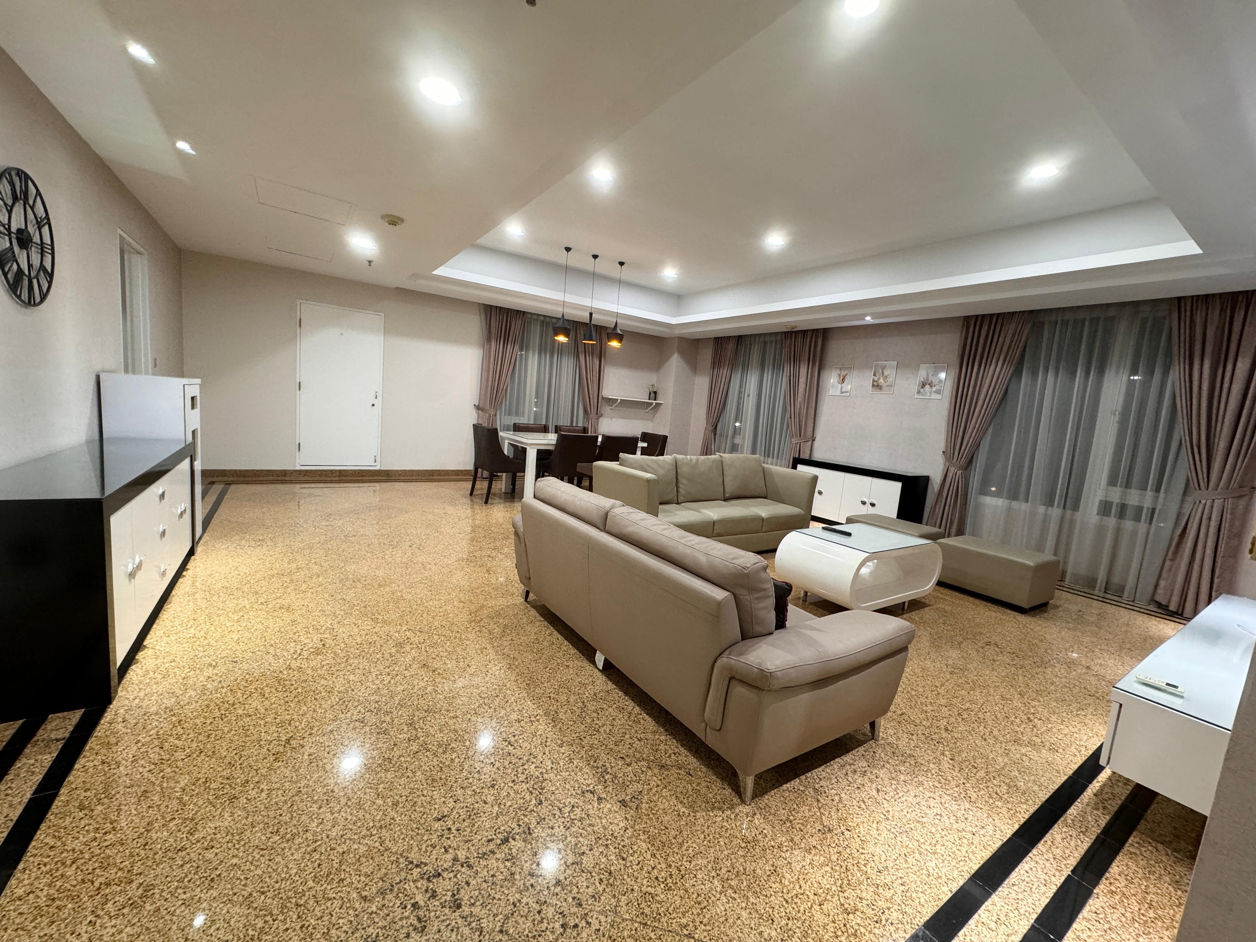 Di Jual Apartement Ascott Jakarta tipe 2+1 Kamar - Fully Furnished