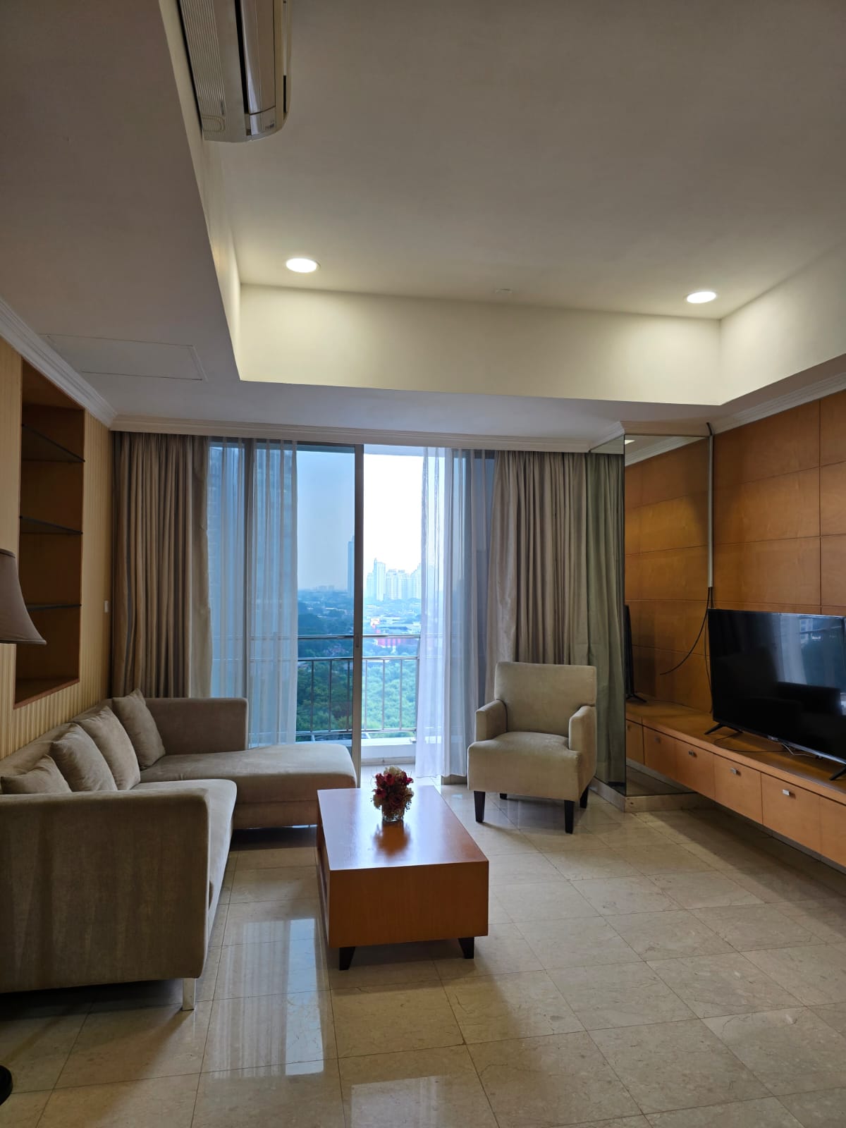 Dijual Apartement Sudirman Mansion Tipe 3 Kamar - Fully Funished